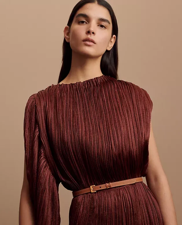 Pop H 15腰带 Epsom小牛皮腰带，搭配金属皮带扣。